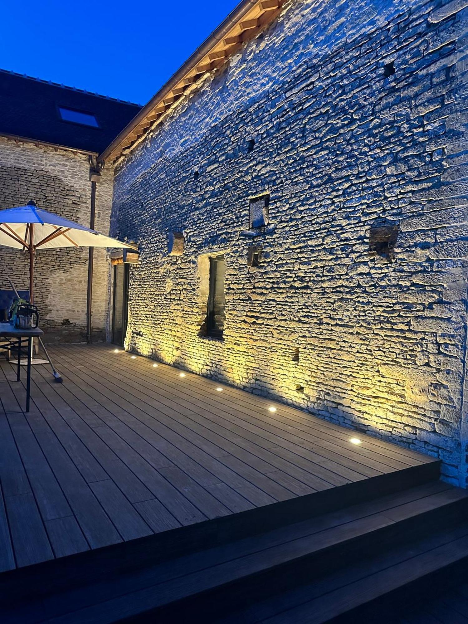 Gite Confortable Au Milieu Des Pres - La Ferme De Montigny Neauphe-Sur-Dive Eksteriør bilde